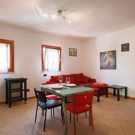 10 Apartment Quercegrossa